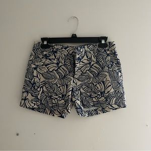 Patagonia Shorts Women's Navy Blue/Cream Palm Print Size 4